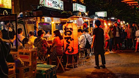 博多 夜ご飯 おすすめ ～夜の街を彩る食の冒険～